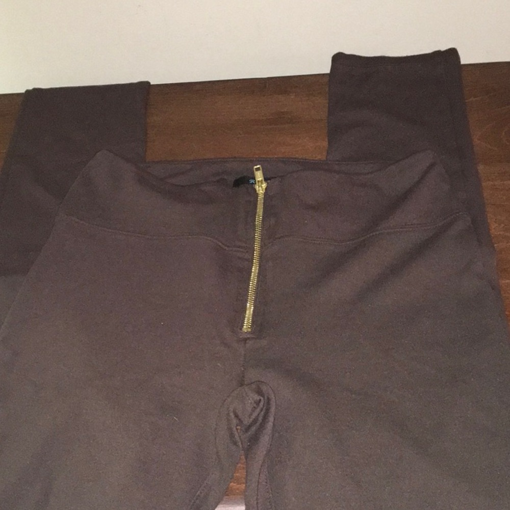 NWOT Brown Leggings Size Small Zipper Front
